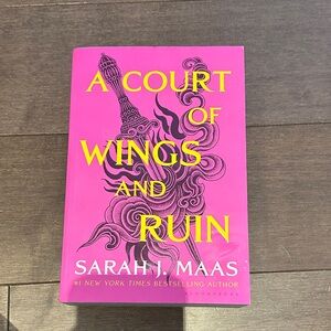 A Court of Wings and Ruin by Sarah J Maas